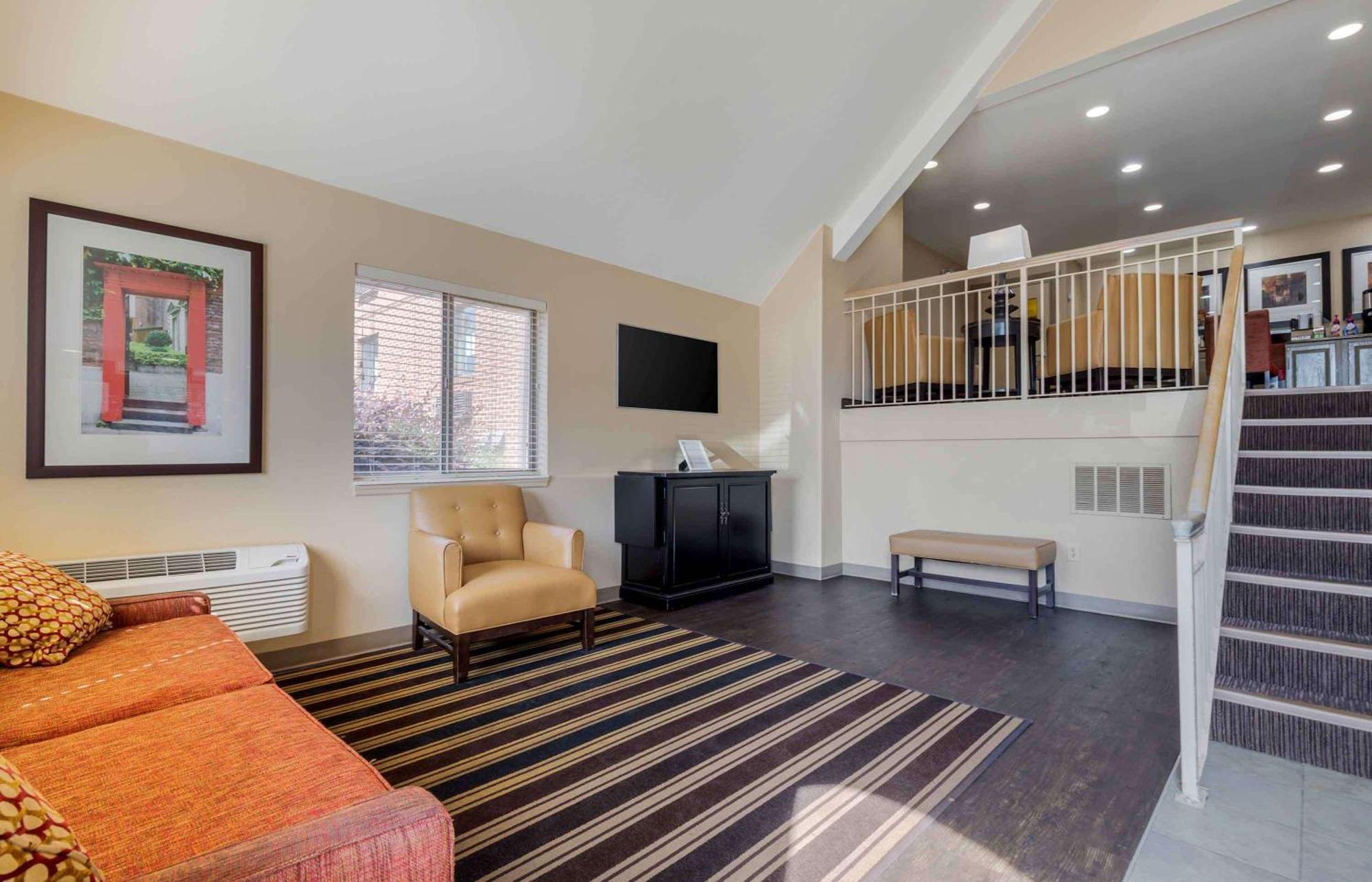 Extended Stay America Select Suites - Greenville - Haywood Mall Экстерьер фото