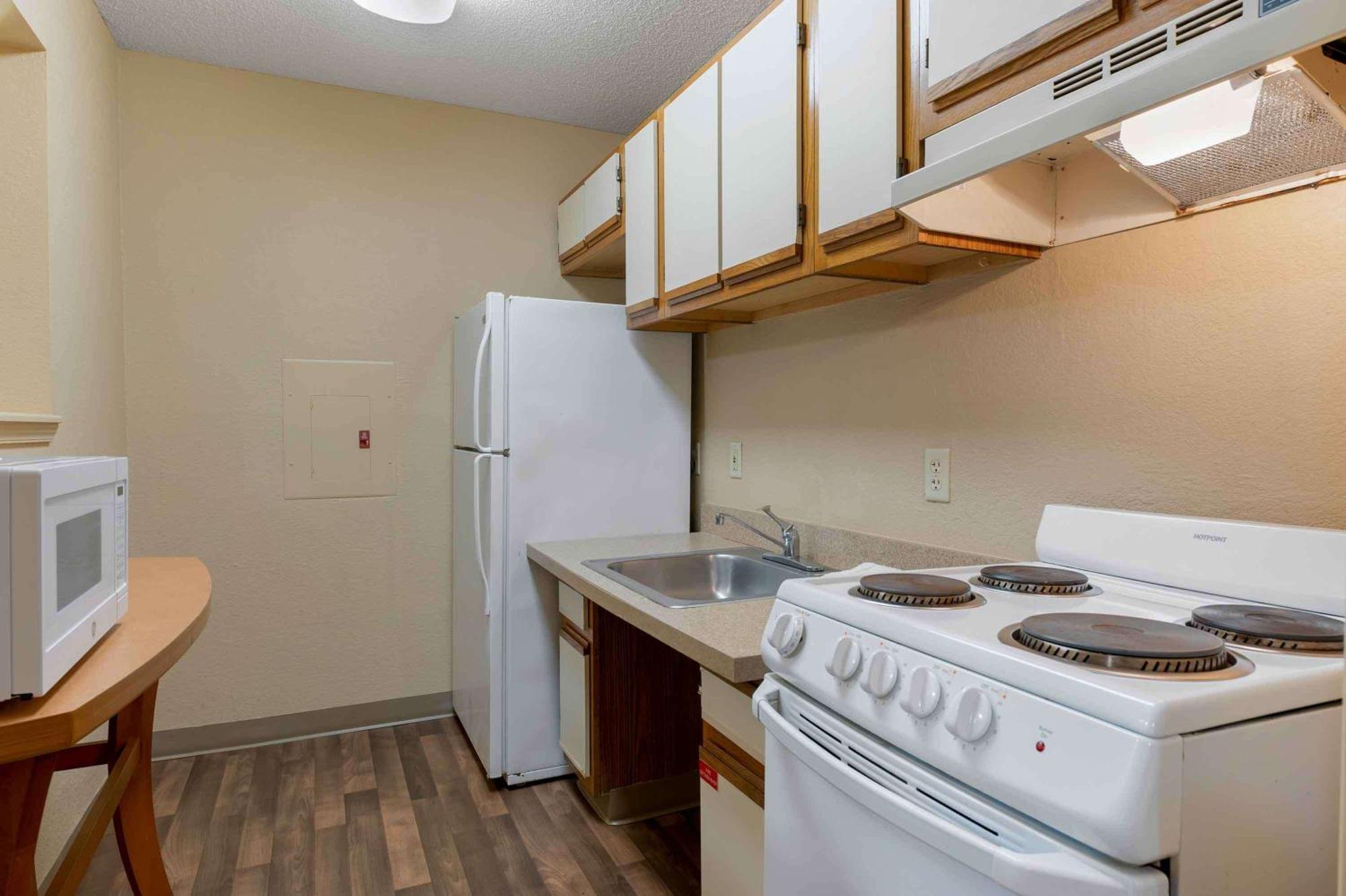 Extended Stay America Select Suites - Greenville - Haywood Mall Экстерьер фото