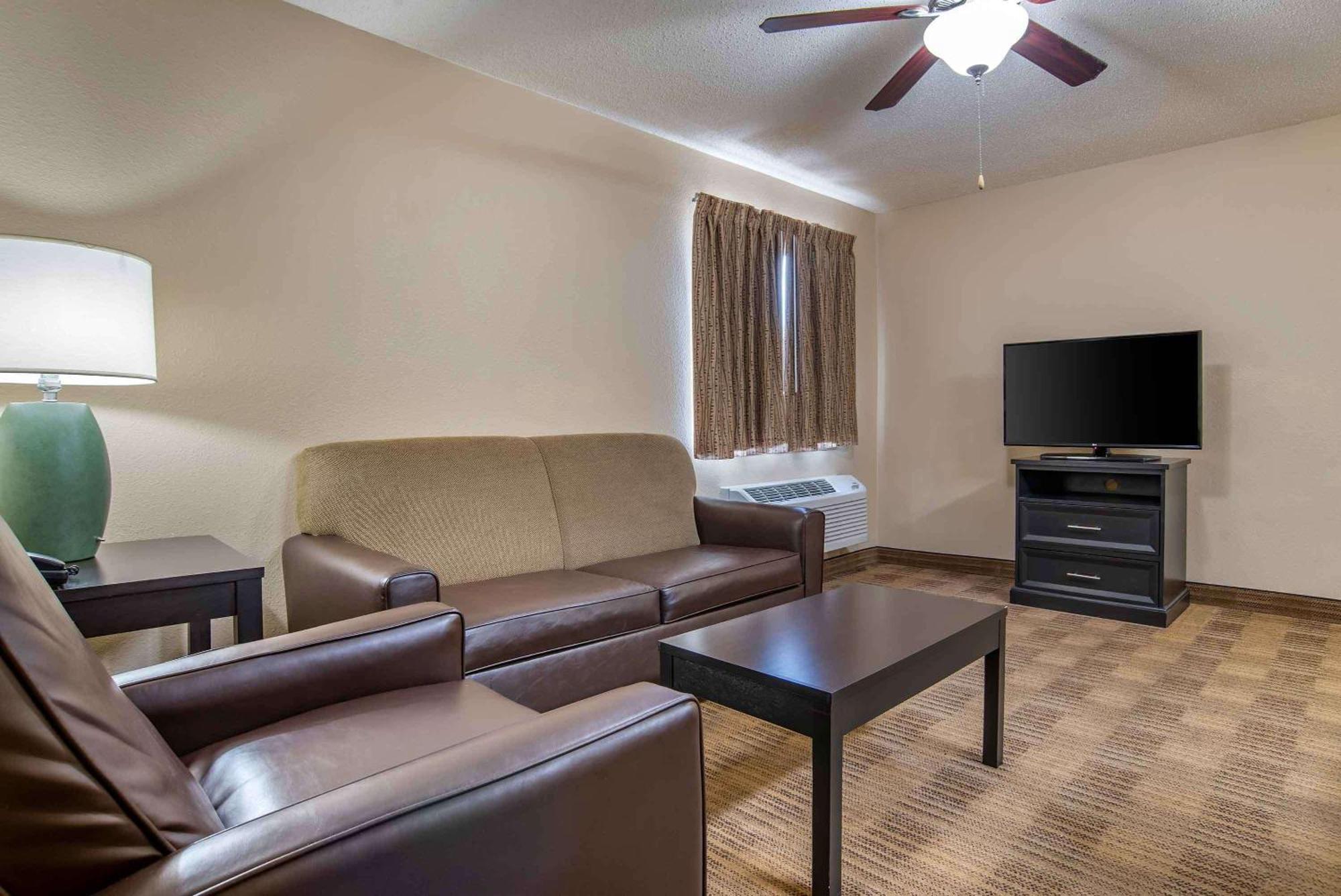 Extended Stay America Select Suites - Greenville - Haywood Mall Экстерьер фото